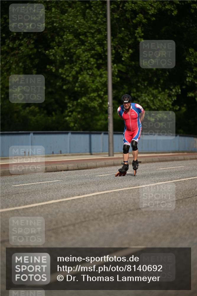 29.06.2025 - hella hamburg halbmarathon Dr. Thomas Lammeyer http://msf.ph/oto/8140692 29.06.2025 08:59:20 Kennedybrücke  meine-sportfotos.de