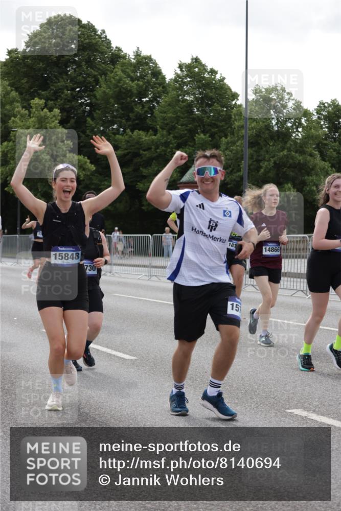 29.06.2025 - hella hamburg halbmarathon Jannik Wohlers http://msf.ph/oto/8140694 29.06.2025 10:43:16 Lombardsbrücke 1023, 1310, 1400, 2733, 3390, 3597, 4866, 5192, 5201, 5214, 5370, 6036, 6096, 6226, 6334, 6931, 6971, 6973, 7197, 7205, 7206, 7489, 7504, 8000, 8058, 8233, 8504, 9704, 9831, 10083, 10097, 10200, 10202, 10220, 10285, 10325, 10553, 10799, 12518, 12654, 13371, 13705, 13730, 13748, 14866, 15079, 15177, 15187, 15448, 15795, 15848, 16298, 16560, 16589, 16901, 16902, 17143, 17210, 17501, 18080, 18310, 18318, 18341, 18436 meine-sportfotos.de