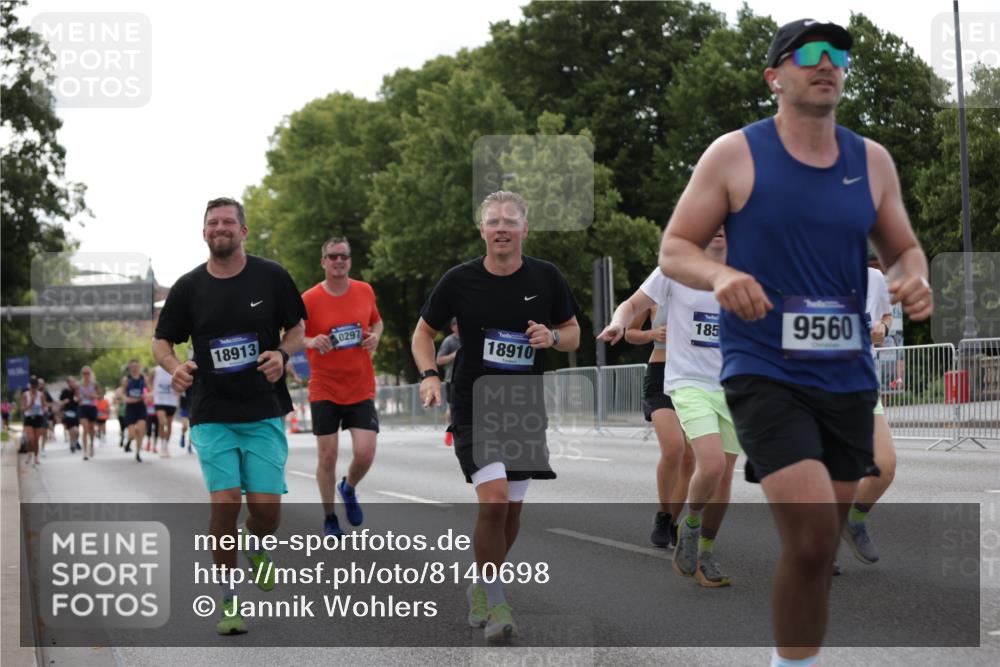 29.06.2025 - hella hamburg halbmarathon Jannik Wohlers http://msf.ph/oto/8140698 29.06.2025 10:06:03 Lombardsbrücke 1245, 1766, 4666, 4868, 6314, 6664, 9560, 10214, 10297, 10736, 10886, 12371, 13475, 13863, 15113, 15145, 15462, 15537, 15858, 17059, 18042, 18575, 18577, 18652, 18910, 18913 meine-sportfotos.de