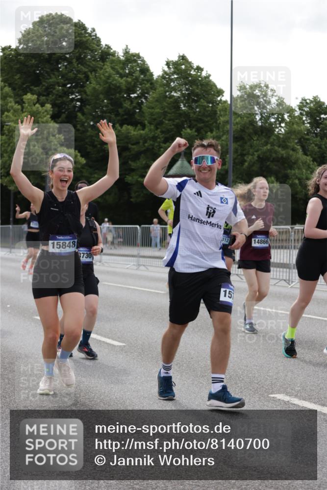 29.06.2025 - hella hamburg halbmarathon Jannik Wohlers http://msf.ph/oto/8140700 29.06.2025 10:43:16 Lombardsbrücke 1023, 1310, 1400, 2733, 3390, 3597, 4866, 5192, 5201, 5214, 5370, 6036, 6096, 6226, 6334, 6931, 6971, 6973, 7197, 7205, 7206, 7489, 7504, 8000, 8058, 8233, 8504, 9704, 9831, 10083, 10097, 10200, 10202, 10220, 10285, 10325, 10553, 10799, 12518, 12654, 13371, 13705, 13730, 13748, 14866, 15079, 15177, 15187, 15448, 15795, 15848, 16298, 16560, 16589, 16901, 16902, 17143, 17210, 17501, 18080, 18310, 18318, 18341, 18436 meine-sportfotos.de