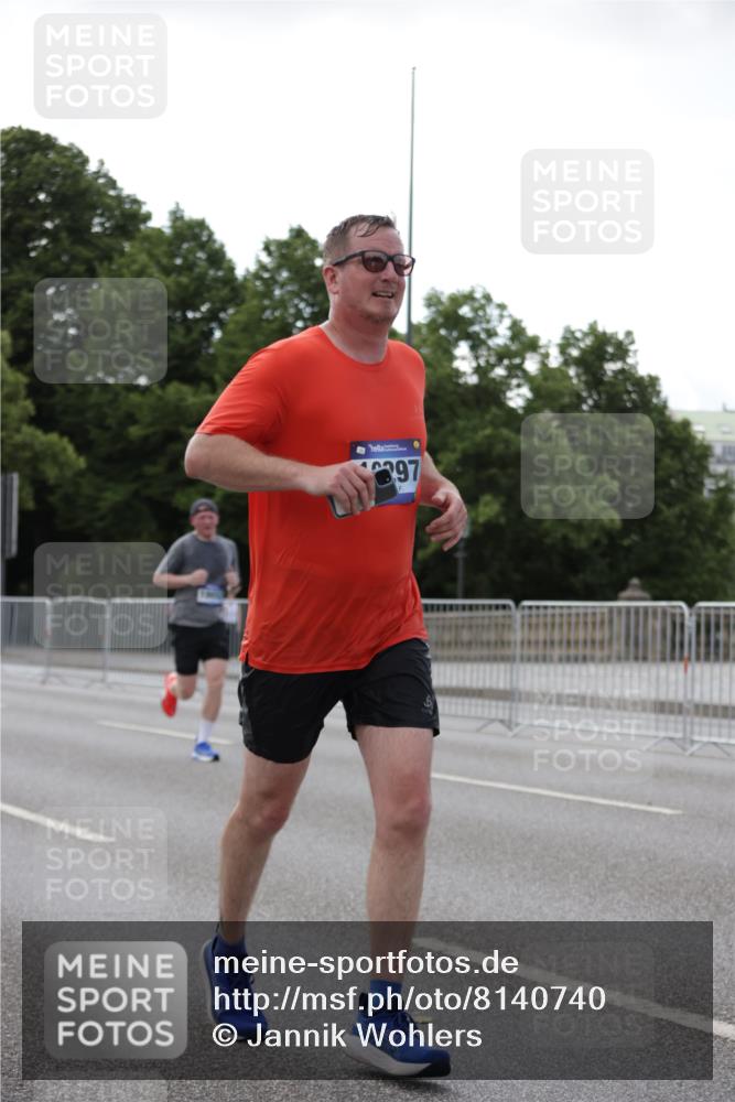 29.06.2025 - hella hamburg halbmarathon Jannik Wohlers http://msf.ph/oto/8140740 29.06.2025 10:06:06 Lombardsbrücke 1245, 1766, 4666, 5807, 5951, 6664, 9560, 10214, 10297, 10736, 10886, 12371, 13475, 13863, 14607, 15113, 15377, 15462, 15537, 15858, 16933, 17059, 18042, 18575, 18577, 18652, 18910, 18913 meine-sportfotos.de