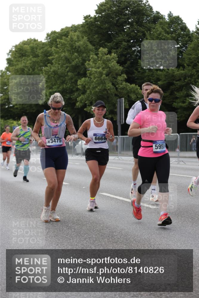 29.06.2025 - hella hamburg halbmarathon Jannik Wohlers http://msf.ph/oto/8140826 29.06.2025 10:06:14 Lombardsbrücke 5807, 5951, 6664, 8290, 10214, 10297, 10736, 10886, 12371, 13475, 14607, 15377, 15858, 16692, 16933, 17059, 18381, 18575, 18577, 18652, 18828, 18910, 18913 meine-sportfotos.de