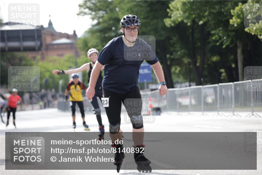 29.06.2025 - hella hamburg halbmarathon Jannik Wohlers http://msf.ph/oto/8140892 29.06.2025 09:04:35 Lombardsbrücke  meine-sportfotos.de