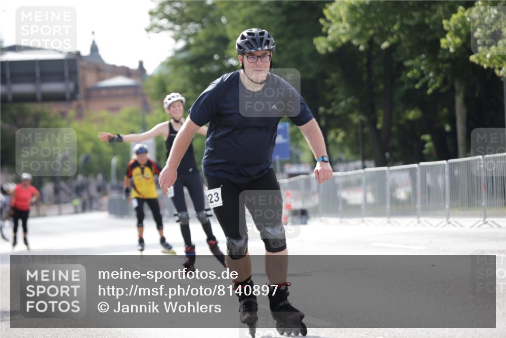 29.06.2025 - hella hamburg halbmarathon Jannik Wohlers http://msf.ph/oto/8140897 29.06.2025 09:04:35 Lombardsbrücke  meine-sportfotos.de