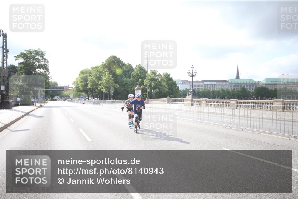 29.06.2025 - hella hamburg halbmarathon Jannik Wohlers http://msf.ph/oto/8140943 29.06.2025 09:06:17 Lombardsbrücke  meine-sportfotos.de