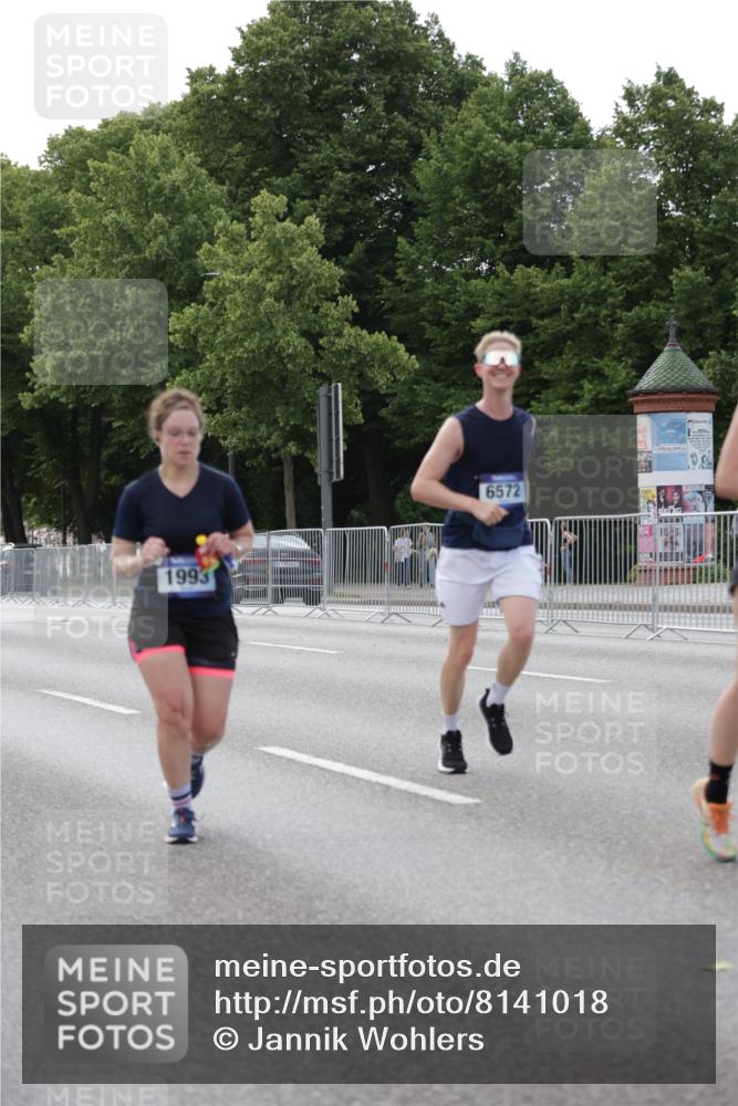 29.06.2025 - hella hamburg halbmarathon Jannik Wohlers http://msf.ph/oto/8141018 29.06.2025 10:06:26 Lombardsbrücke 1993, 5807, 5845, 5951, 6572, 8290, 8960, 10283, 12418, 15377, 16554, 16692, 16933, 17174, 18343, 18381, 18828 meine-sportfotos.de