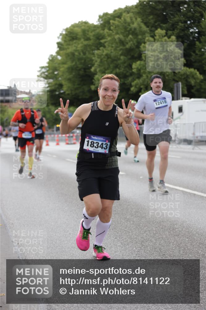 29.06.2025 - hella hamburg halbmarathon Jannik Wohlers http://msf.ph/oto/8141122 29.06.2025 10:06:30 Lombardsbrücke 1993, 5845, 6572, 8744, 8960, 10283, 12418, 16554, 16692, 17174, 18343, 18381 meine-sportfotos.de