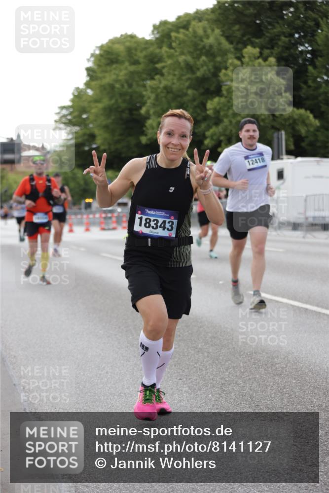 29.06.2025 - hella hamburg halbmarathon Jannik Wohlers http://msf.ph/oto/8141127 29.06.2025 10:06:30 Lombardsbrücke 1993, 5845, 6572, 8744, 8960, 10283, 12418, 16554, 16692, 17174, 18343, 18381 meine-sportfotos.de