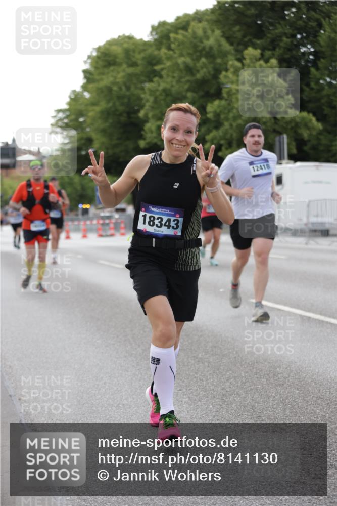 29.06.2025 - hella hamburg halbmarathon Jannik Wohlers http://msf.ph/oto/8141130 29.06.2025 10:06:30 Lombardsbrücke 1993, 5845, 6572, 8744, 8960, 10283, 12418, 16554, 16692, 17174, 18343, 18381 meine-sportfotos.de