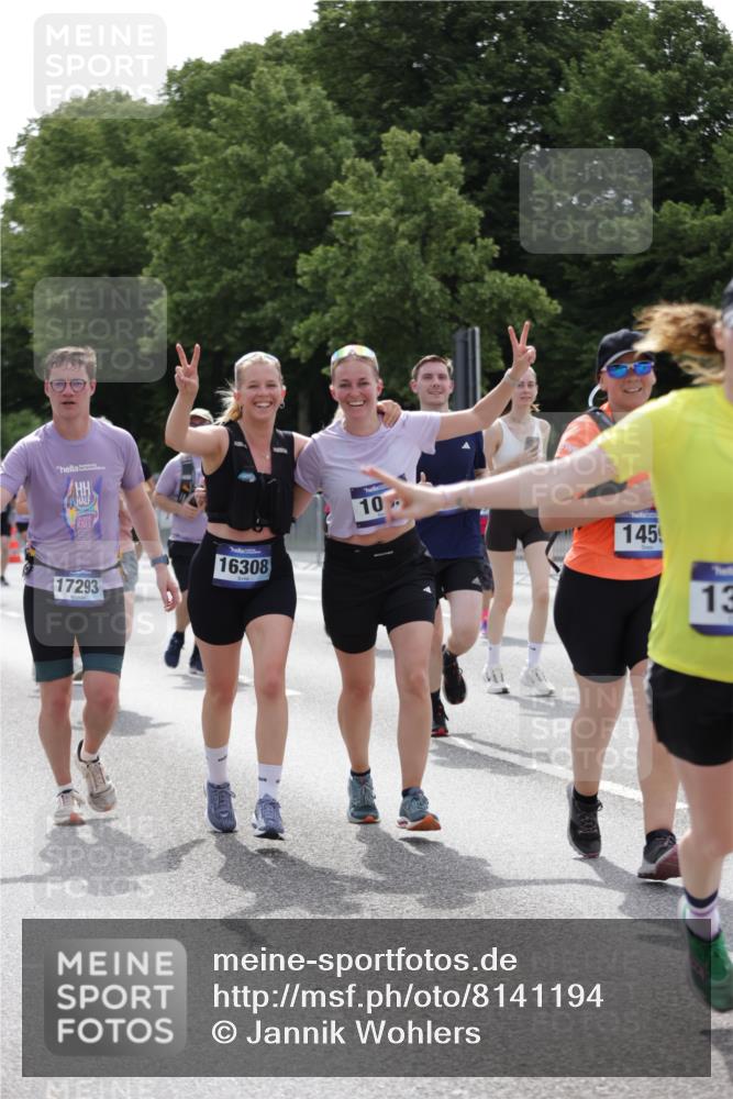 29.06.2025 - hella hamburg halbmarathon Jannik Wohlers http://msf.ph/oto/8141194 29.06.2025 10:43:34 Lombardsbrücke 1026, 1095, 1306, 1459, 1802, 1804, 2073, 2186, 2692, 2733, 3288, 3596, 3597, 4627, 4636, 4898, 5001, 5127, 5293, 5890, 5902, 5905, 6036, 6334, 6895, 7326, 7489, 8058, 8591, 8870, 8957, 9073, 9704, 9879, 10285, 10553, 12520, 12792, 13371, 13777, 13809, 13973, 14474, 14544, 15285, 15294, 15448, 15675, 15719, 16298, 16308, 16862, 17293, 18080, 18318 meine-sportfotos.de