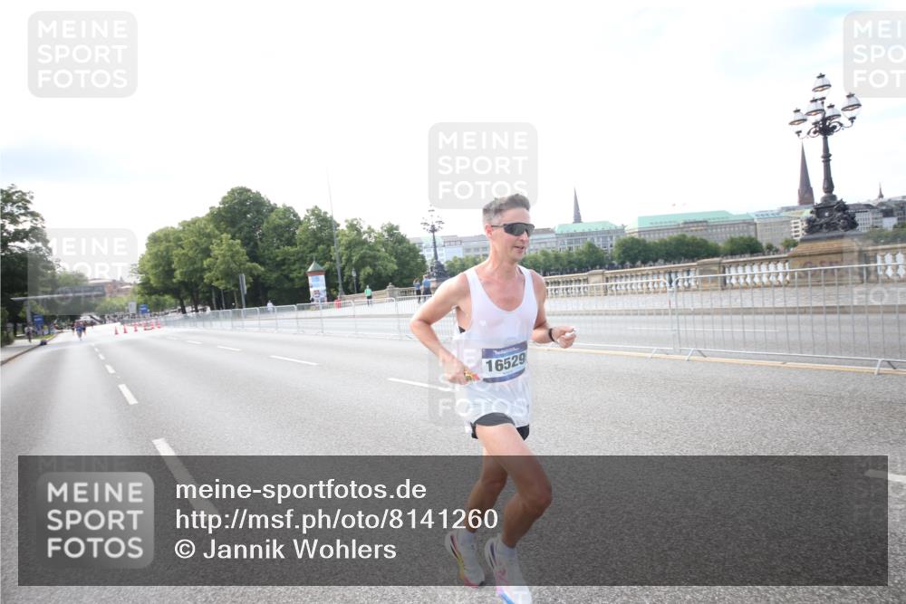 29.06.2025 - hella hamburg halbmarathon Jannik Wohlers http://msf.ph/oto/8141260 29.06.2025 09:38:40 Lombardsbrücke 16529 meine-sportfotos.de