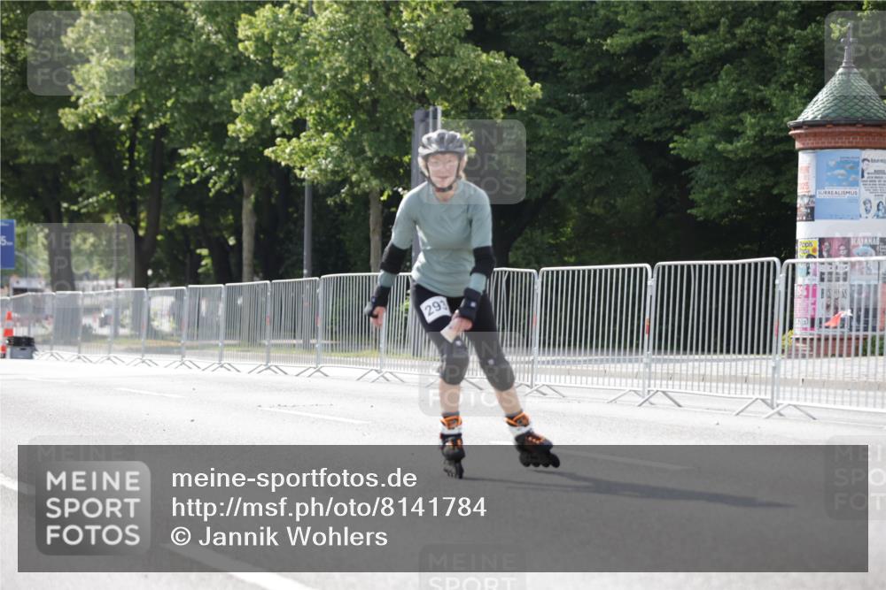 29.06.2025 - hella hamburg halbmarathon Jannik Wohlers http://msf.ph/oto/8141784 29.06.2025 09:05:20 Lombardsbrücke  meine-sportfotos.de