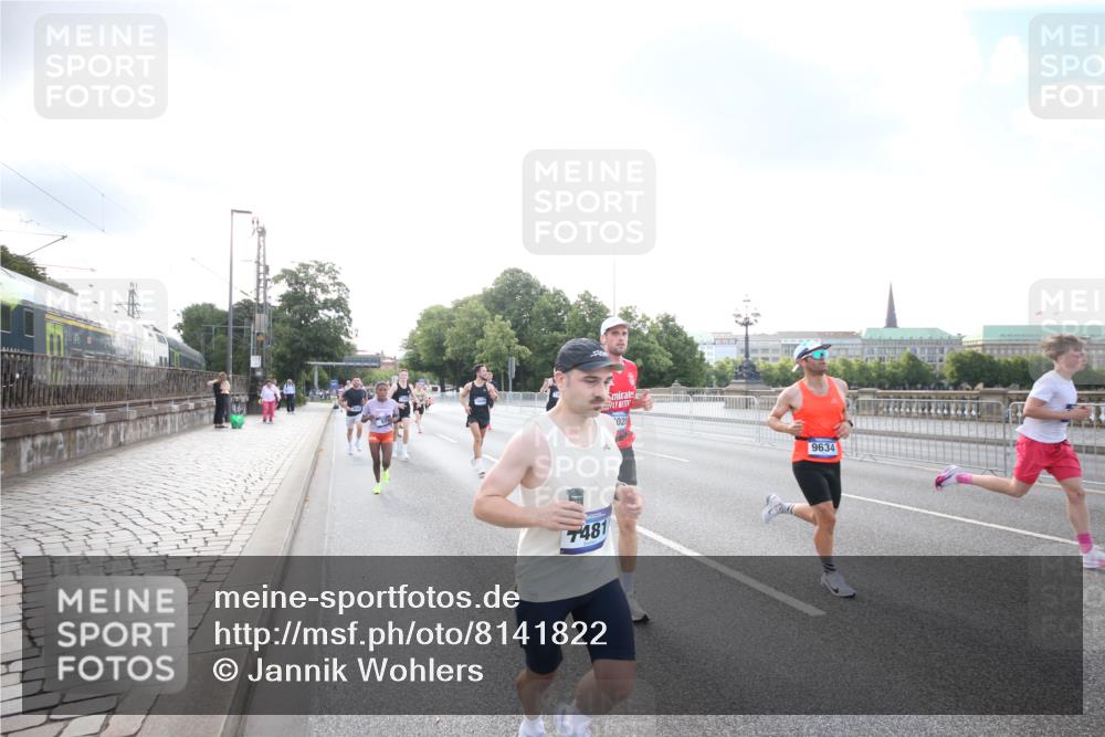 29.06.2025 - hella hamburg halbmarathon Jannik Wohlers http://msf.ph/oto/8141822 29.06.2025 09:45:01 Lombardsbrücke 57, 1758, 1990, 3043, 4050, 4129, 4698, 4749, 5070, 5328, 5746, 5826, 6358, 7272, 7389, 7481, 7651, 7723, 8209, 8883, 9137, 9381, 9571, 9634, 10171, 11413, 11857, 12049, 12234, 12988, 14028, 14289, 14395, 14784, 15621, 15672, 16157, 16711, 17175, 17374, 17802, 18099, 18102, 18692, 19194, 19202, 19203, 19204 meine-sportfotos.de