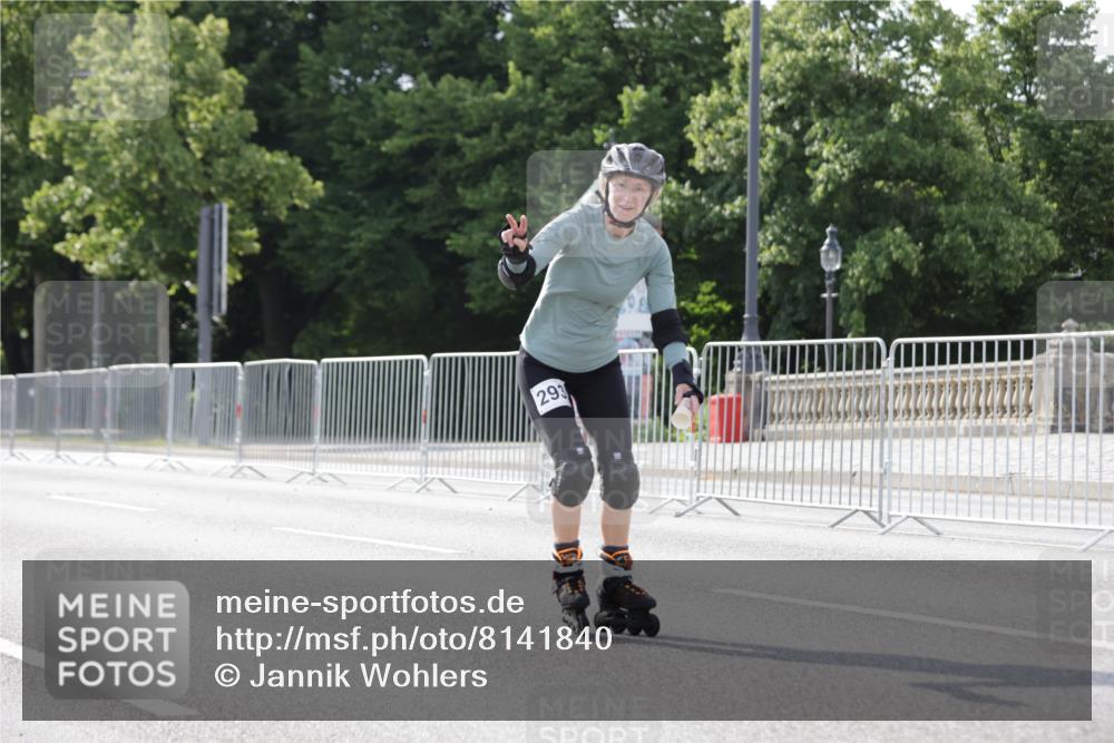 29.06.2025 - hella hamburg halbmarathon Jannik Wohlers http://msf.ph/oto/8141840 29.06.2025 09:05:21 Lombardsbrücke  meine-sportfotos.de