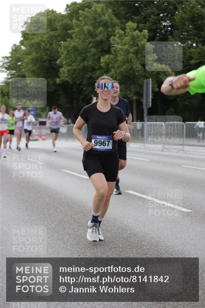 29.06.2025 - hella hamburg halbmarathon Jannik Wohlers http://msf.ph/oto/8141842 29.06.2025 10:07:05 Lombardsbrücke 1893, 2032, 2136, 3922, 4502, 4550, 5242, 6196, 6517, 6518, 6707, 6713, 6715, 7019, 9338, 9967, 10700, 15051, 15673, 17062, 18218, 18721 meine-sportfotos.de