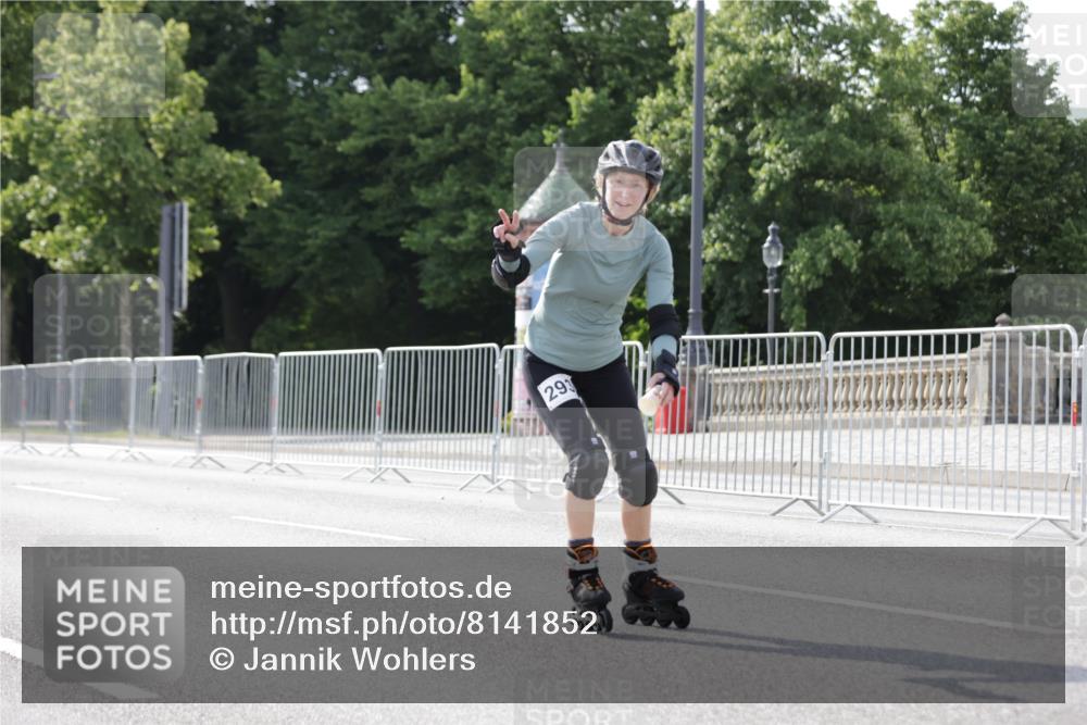 29.06.2025 - hella hamburg halbmarathon Jannik Wohlers http://msf.ph/oto/8141852 29.06.2025 09:05:21 Lombardsbrücke  meine-sportfotos.de