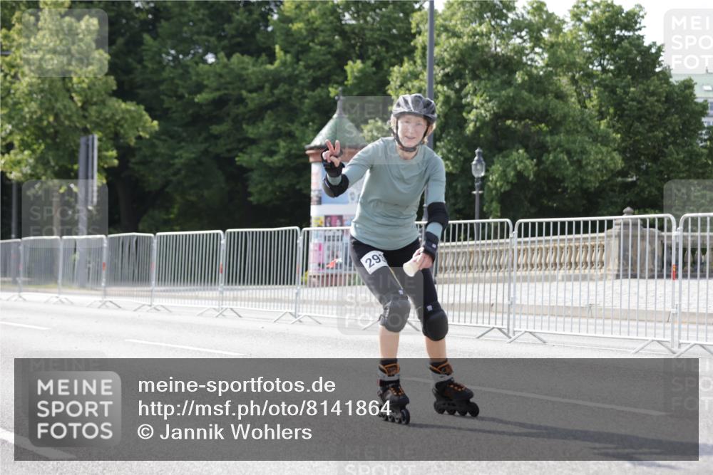 29.06.2025 - hella hamburg halbmarathon Jannik Wohlers http://msf.ph/oto/8141864 29.06.2025 09:05:21 Lombardsbrücke  meine-sportfotos.de