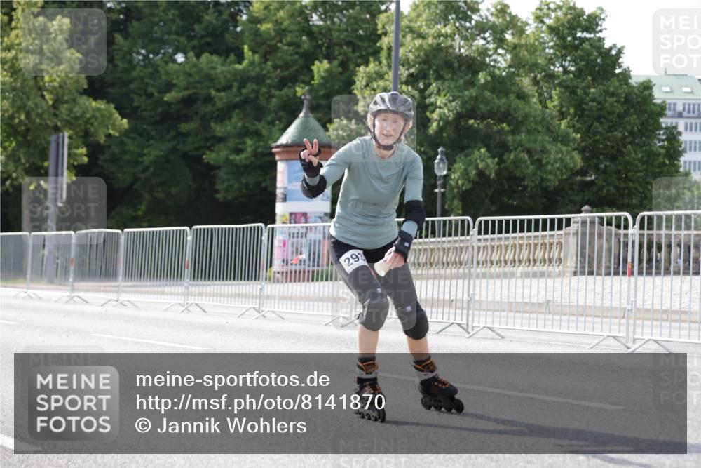 29.06.2025 - hella hamburg halbmarathon Jannik Wohlers http://msf.ph/oto/8141870 29.06.2025 09:05:21 Lombardsbrücke  meine-sportfotos.de