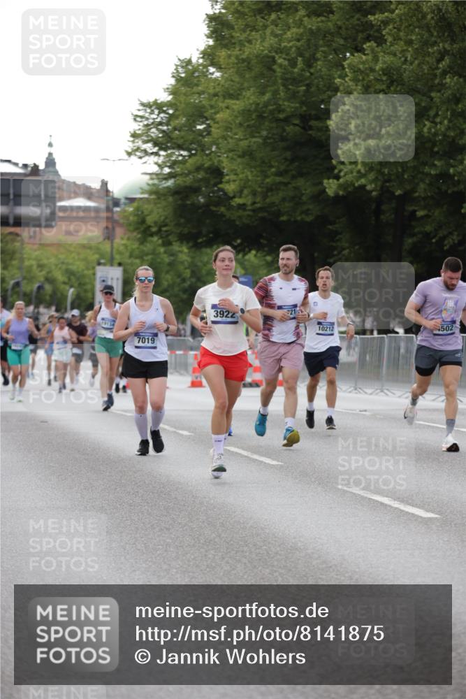 29.06.2025 - hella hamburg halbmarathon Jannik Wohlers http://msf.ph/oto/8141875 29.06.2025 10:07:07 Lombardsbrücke 1893, 2032, 2136, 3922, 4502, 4550, 6196, 6517, 6518, 6707, 6713, 6715, 7019, 9338, 9967, 10212, 10700, 12378, 15051, 15673, 17062, 18218, 18721, 19134 meine-sportfotos.de