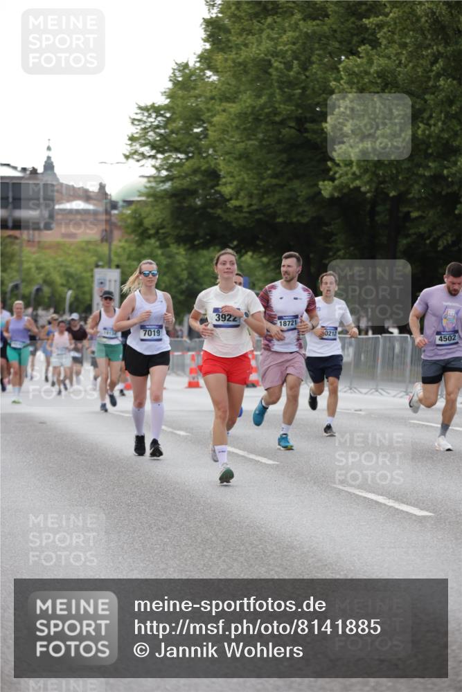 29.06.2025 - hella hamburg halbmarathon Jannik Wohlers http://msf.ph/oto/8141885 29.06.2025 10:07:07 Lombardsbrücke 1893, 2032, 2136, 3922, 4502, 4550, 6196, 6517, 6518, 6707, 6713, 6715, 7019, 9338, 9967, 10212, 10700, 12378, 15051, 15673, 17062, 18218, 18721, 19134 meine-sportfotos.de