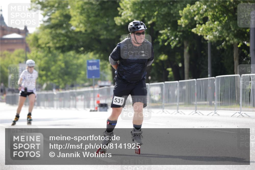 29.06.2025 - hella hamburg halbmarathon Jannik Wohlers http://msf.ph/oto/8141925 29.06.2025 09:05:25 Lombardsbrücke  meine-sportfotos.de