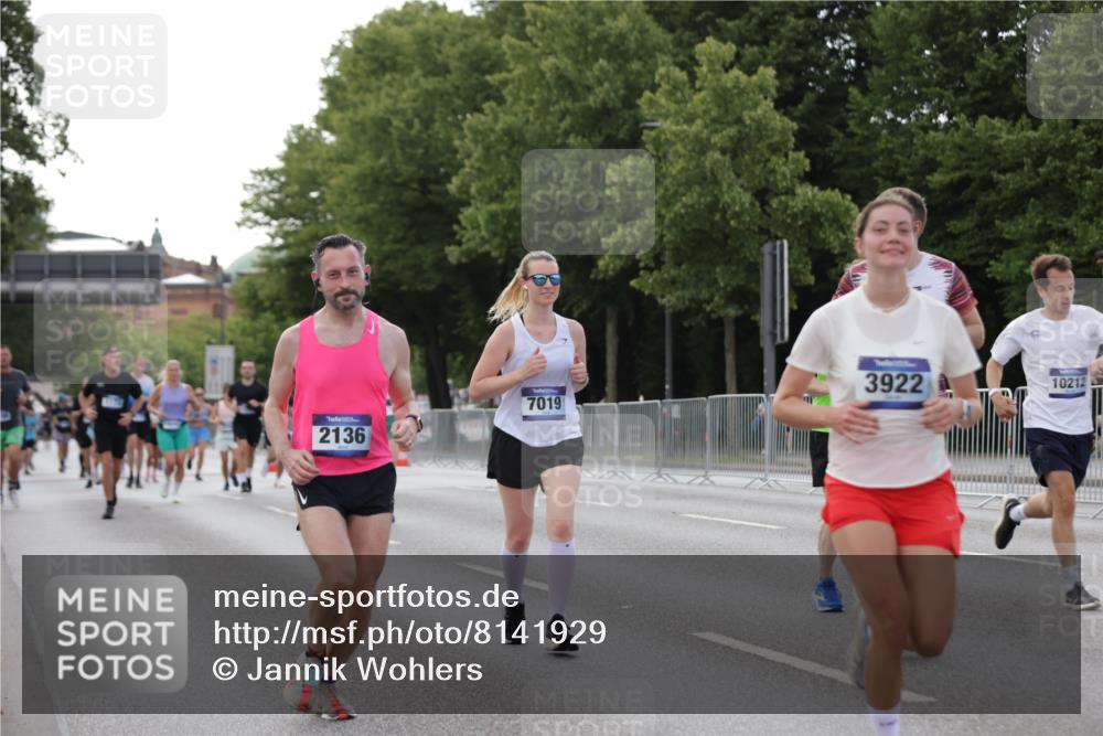29.06.2025 - hella hamburg halbmarathon Jannik Wohlers http://msf.ph/oto/8141929 29.06.2025 10:07:11 Lombardsbrücke 1173, 1893, 2032, 2136, 2190, 3922, 4502, 4550, 6196, 6707, 6713, 6715, 7019, 9967, 10212, 12378, 15051, 15673, 16241, 17062, 18721, 19134 meine-sportfotos.de