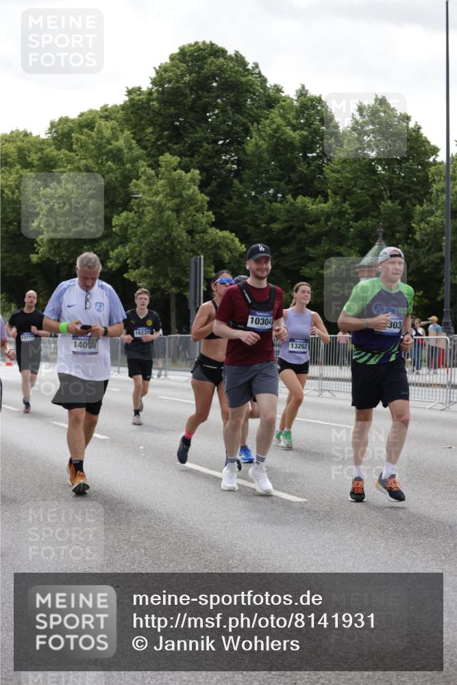 29.06.2025 - hella hamburg halbmarathon Jannik Wohlers http://msf.ph/oto/8141931 29.06.2025 10:44:03 Lombardsbrücke 1345, 1519, 2343, 2610, 3506, 4496, 5647, 5649, 6002, 7216, 7842, 8272, 9510, 9536, 10006, 10223, 10303, 10304, 10416, 11825, 12256, 12322, 12409, 12803, 12995, 13262, 13288, 13330, 13390, 13832, 13906, 14091, 14123, 14350, 14654, 14971, 15646, 16232, 16805, 17273, 17314, 17844, 17968 meine-sportfotos.de