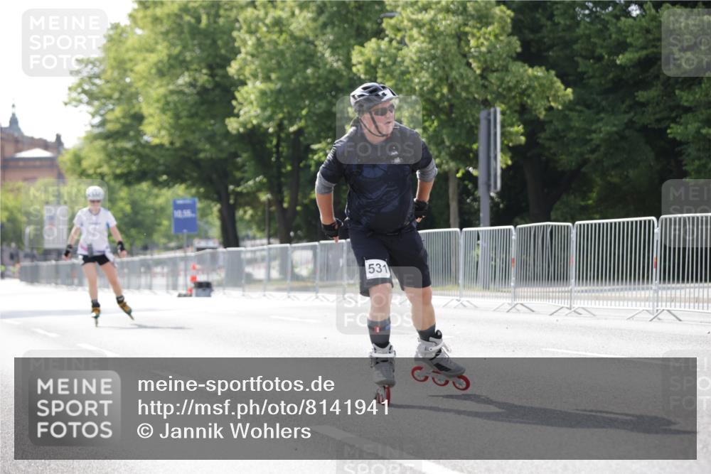 29.06.2025 - hella hamburg halbmarathon Jannik Wohlers http://msf.ph/oto/8141941 29.06.2025 09:05:25 Lombardsbrücke  meine-sportfotos.de