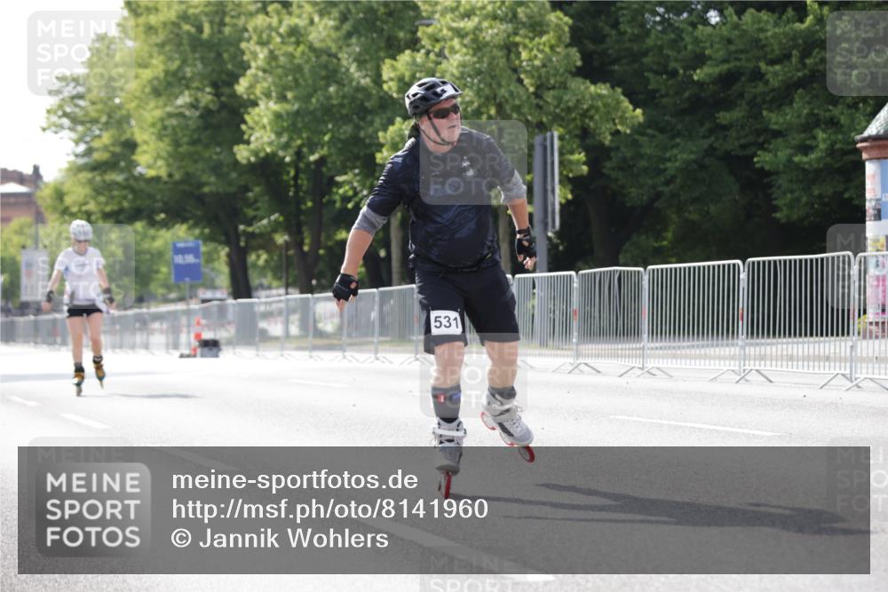 29.06.2025 - hella hamburg halbmarathon Jannik Wohlers http://msf.ph/oto/8141960 29.06.2025 09:05:26 Lombardsbrücke  meine-sportfotos.de