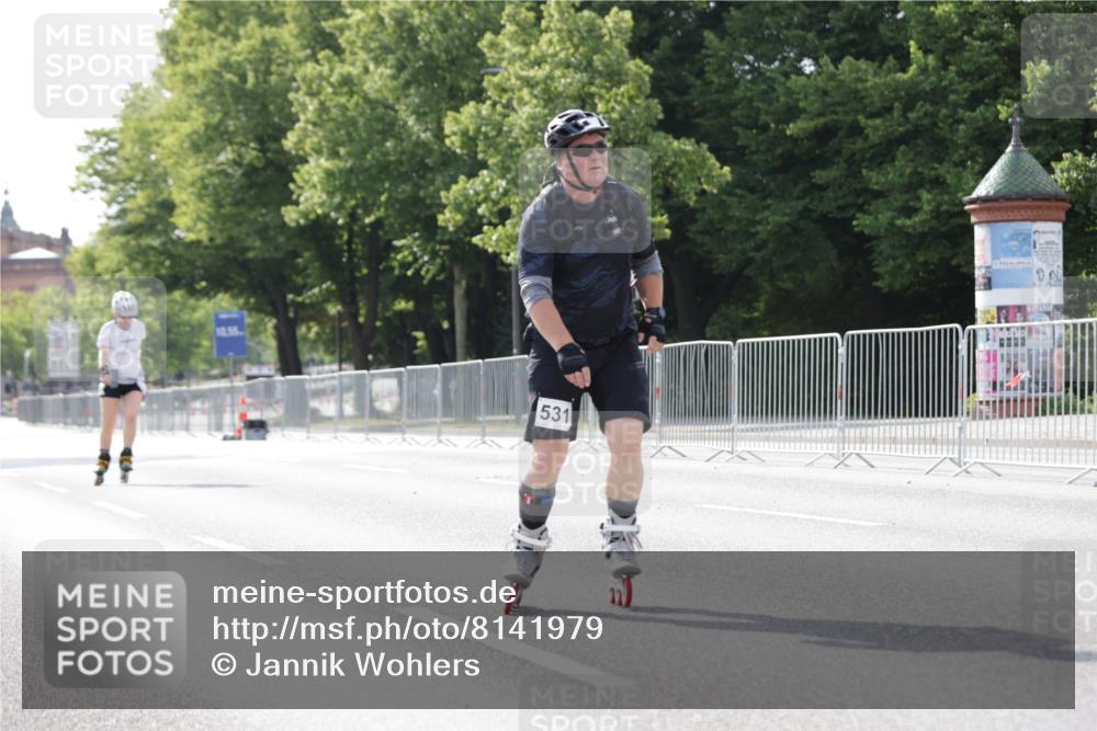 29.06.2025 - hella hamburg halbmarathon Jannik Wohlers http://msf.ph/oto/8141979 29.06.2025 09:05:26 Lombardsbrücke  meine-sportfotos.de