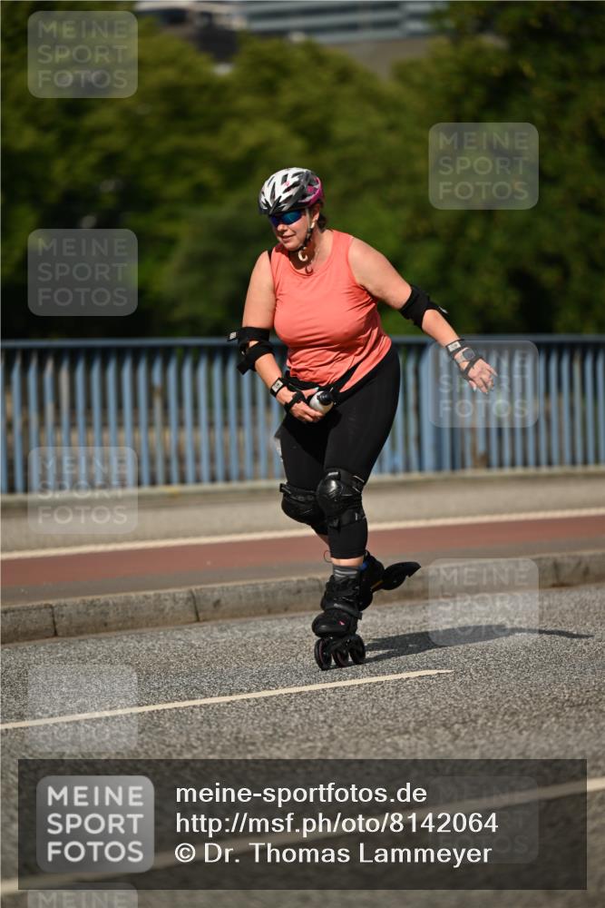 29.06.2025 - hella hamburg halbmarathon Dr. Thomas Lammeyer http://msf.ph/oto/8142064 29.06.2025 09:08:01 Kennedybrücke  meine-sportfotos.de