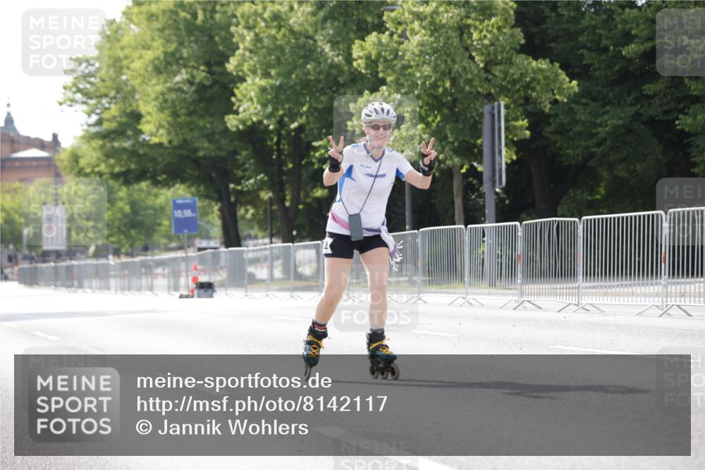 29.06.2025 - hella hamburg halbmarathon Jannik Wohlers http://msf.ph/oto/8142117 29.06.2025 09:05:29 Lombardsbrücke  meine-sportfotos.de