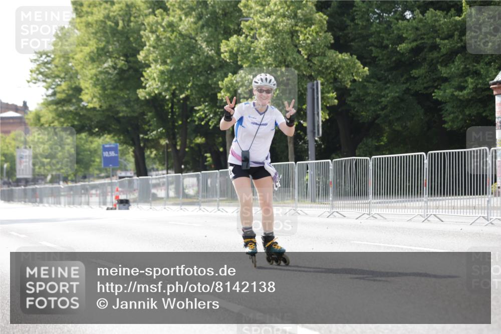 29.06.2025 - hella hamburg halbmarathon Jannik Wohlers http://msf.ph/oto/8142138 29.06.2025 09:05:29 Lombardsbrücke  meine-sportfotos.de