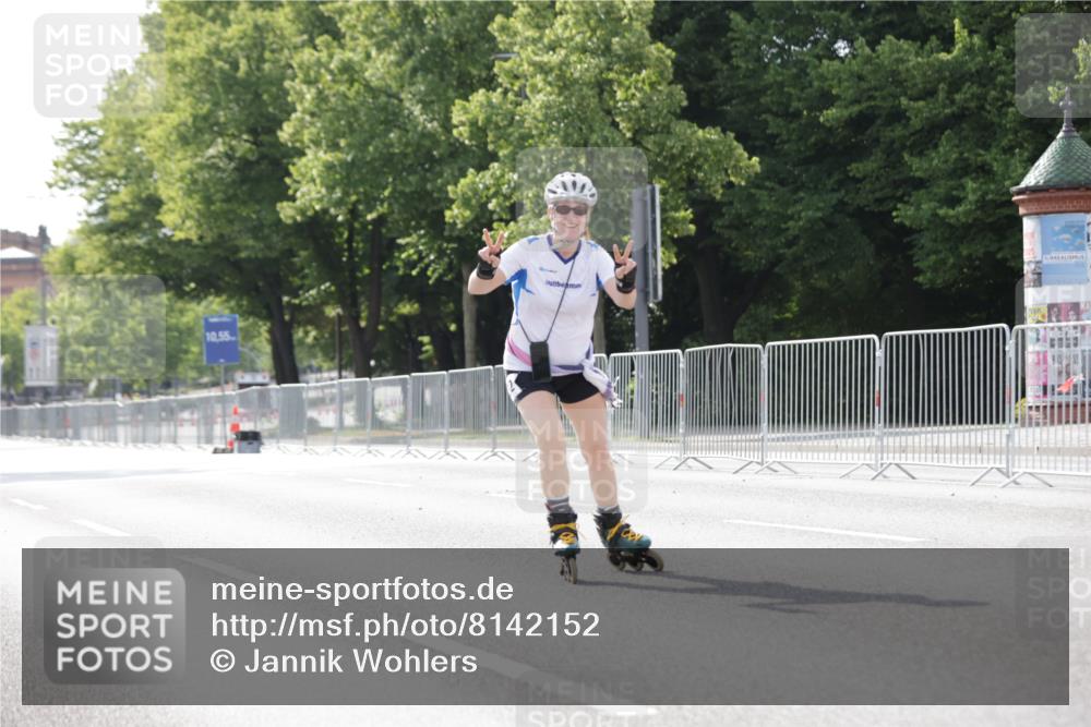 29.06.2025 - hella hamburg halbmarathon Jannik Wohlers http://msf.ph/oto/8142152 29.06.2025 09:05:29 Lombardsbrücke  meine-sportfotos.de