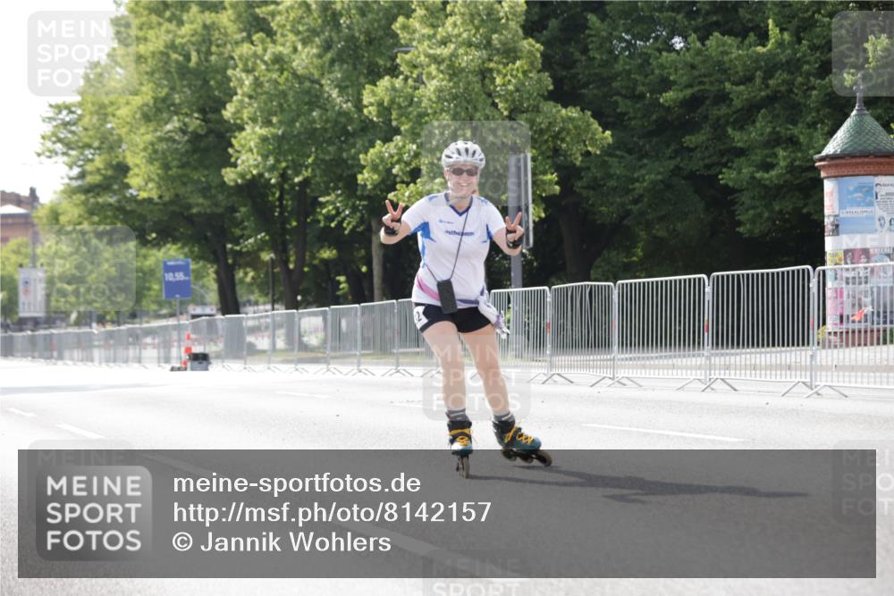29.06.2025 - hella hamburg halbmarathon Jannik Wohlers http://msf.ph/oto/8142157 29.06.2025 09:05:29 Lombardsbrücke  meine-sportfotos.de