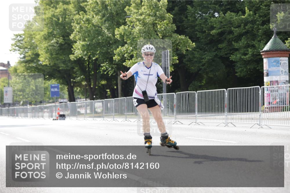 29.06.2025 - hella hamburg halbmarathon Jannik Wohlers http://msf.ph/oto/8142160 29.06.2025 09:05:29 Lombardsbrücke  meine-sportfotos.de