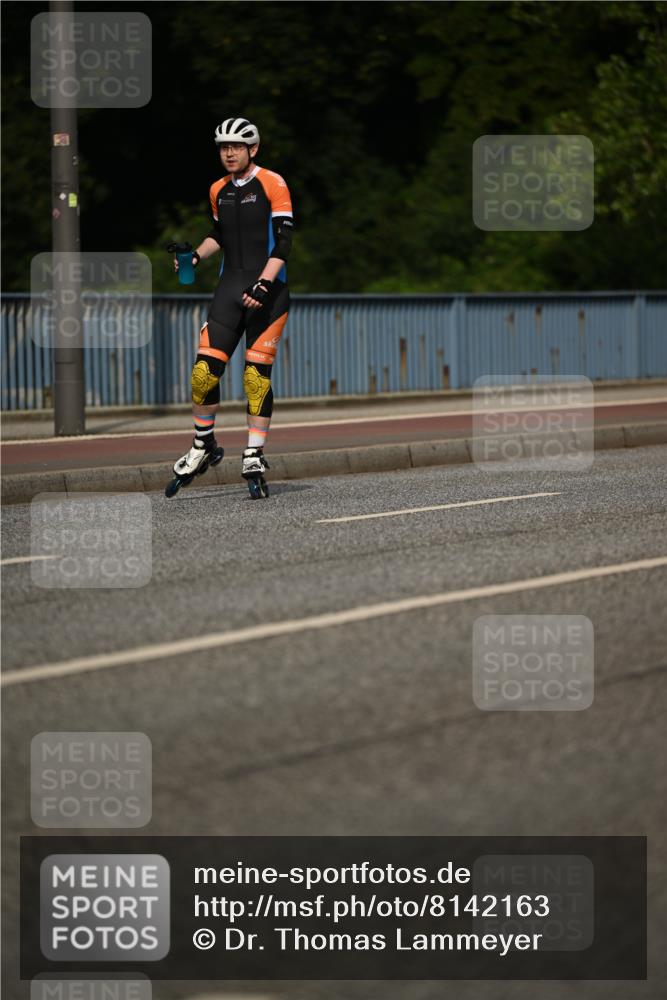 29.06.2025 - hella hamburg halbmarathon Dr. Thomas Lammeyer http://msf.ph/oto/8142163 29.06.2025 09:00:37 Kennedybrücke  meine-sportfotos.de