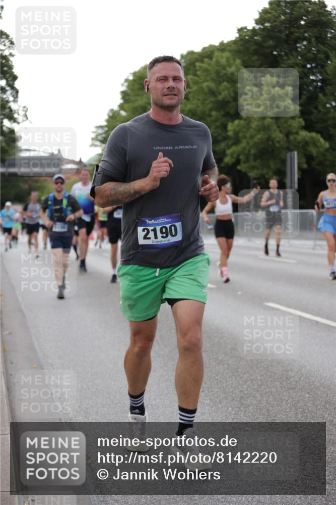 29.06.2025 - hella hamburg halbmarathon Jannik Wohlers http://msf.ph/oto/8142220 29.06.2025 10:07:22 Lombardsbrücke 1079, 1173, 2136, 2190, 2309, 3328, 3922, 4228, 4502, 4864, 5100, 6918, 7019, 7760, 9071, 9966, 10212, 10703, 11114, 11394, 11641, 12378, 12789, 13458, 16241, 16539, 16915, 18270, 18721, 19134 meine-sportfotos.de