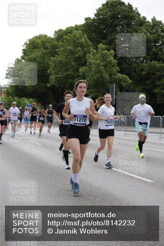 29.06.2025 - hella hamburg halbmarathon Jannik Wohlers http://msf.ph/oto/8142232 29.06.2025 10:44:24 Lombardsbrücke 1273, 1629, 1924, 2674, 3570, 4215, 4275, 4968, 5355, 6841, 6888, 8582, 9036, 9084, 9085, 9331, 9333, 9397, 10668, 10707, 11272, 12318, 13039, 13261, 14325, 14681, 15809, 16101, 16494, 16577, 17372, 18454, 18459, 19133 meine-sportfotos.de