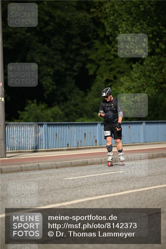 29.06.2025 - hella hamburg halbmarathon Dr. Thomas Lammeyer http://msf.ph/oto/8142373 29.06.2025 09:08:41 Kennedybrücke  meine-sportfotos.de
