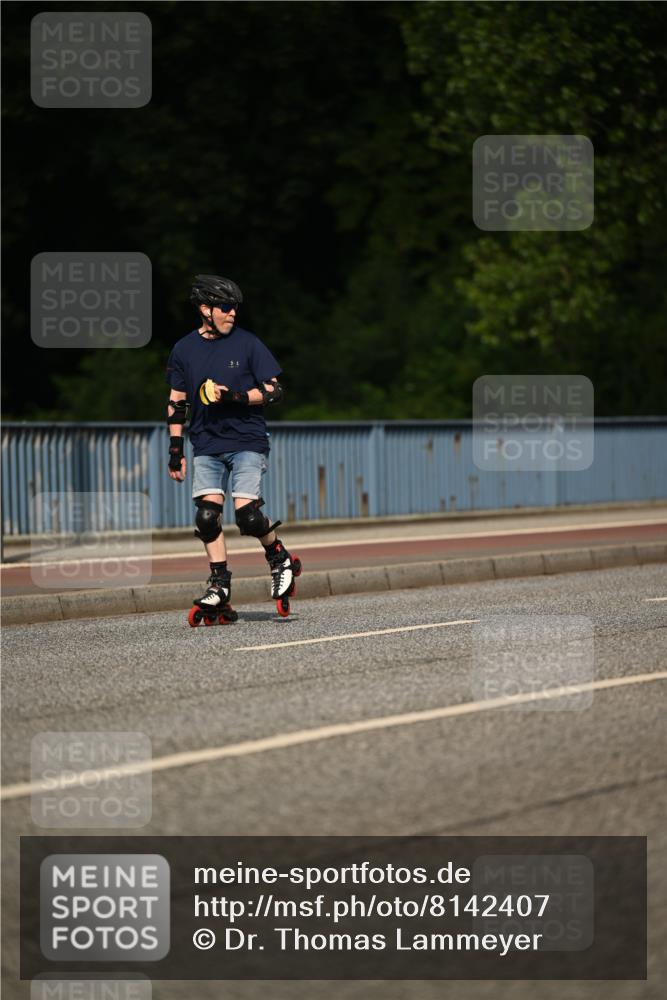29.06.2025 - hella hamburg halbmarathon Dr. Thomas Lammeyer http://msf.ph/oto/8142407 29.06.2025 09:00:46 Kennedybrücke  meine-sportfotos.de