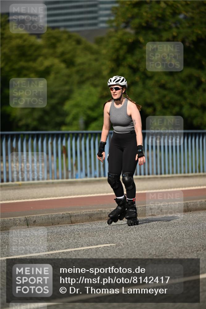 29.06.2025 - hella hamburg halbmarathon Dr. Thomas Lammeyer http://msf.ph/oto/8142417 29.06.2025 09:10:49 Kennedybrücke  meine-sportfotos.de