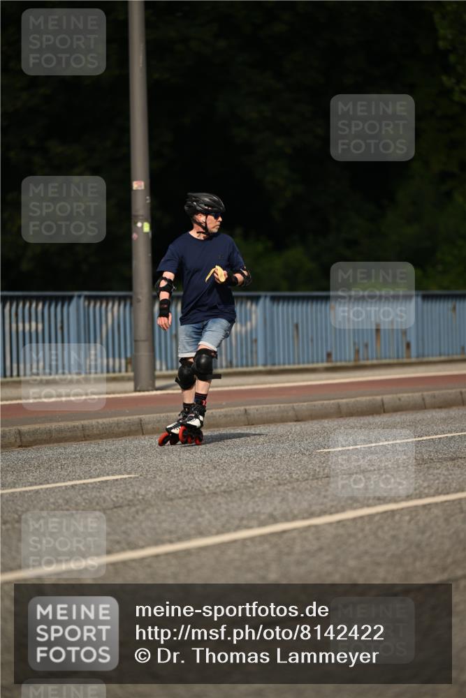 29.06.2025 - hella hamburg halbmarathon Dr. Thomas Lammeyer http://msf.ph/oto/8142422 29.06.2025 09:00:46 Kennedybrücke  meine-sportfotos.de