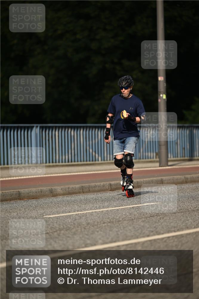 29.06.2025 - hella hamburg halbmarathon Dr. Thomas Lammeyer http://msf.ph/oto/8142446 29.06.2025 09:00:46 Kennedybrücke  meine-sportfotos.de