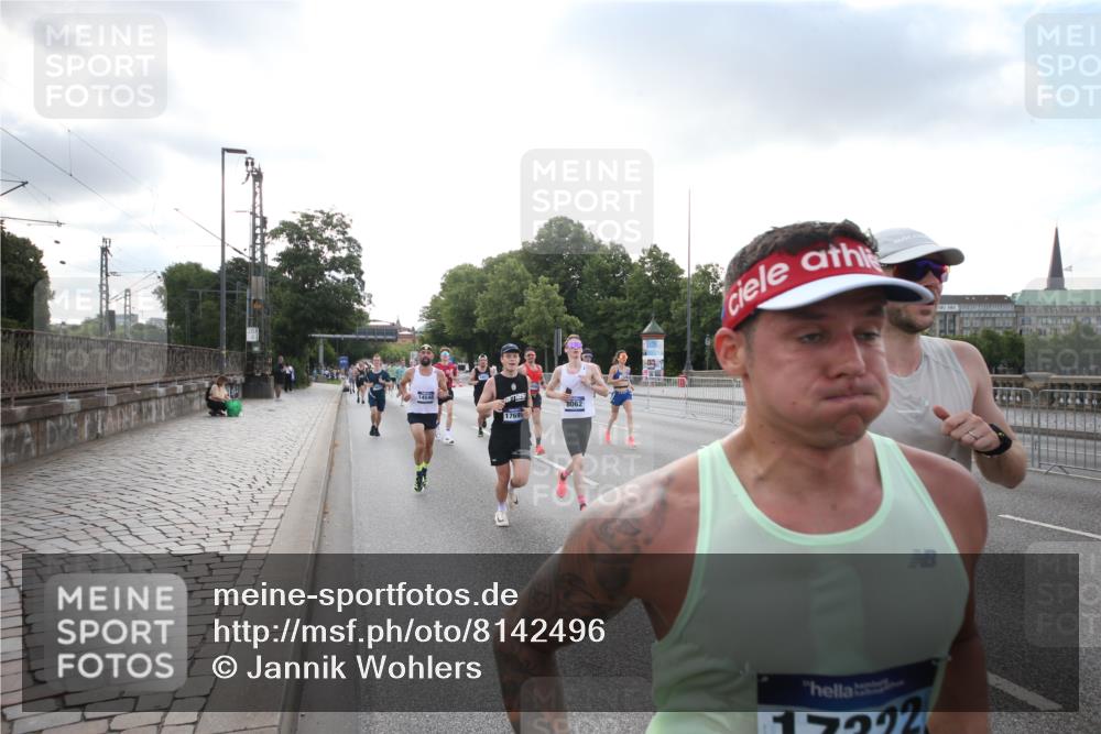29.06.2025 - hella hamburg halbmarathon Jannik Wohlers http://msf.ph/oto/8142496 29.06.2025 09:45:31 Lombardsbrücke 1080, 1686, 1894, 2460, 4463, 4812, 5187, 5550, 6495, 6878, 7186, 7880, 7965, 8062, 10270, 10484, 11199, 12189, 12232, 12681, 13167, 13343, 13686, 13754, 14167, 14548, 14549, 14622, 15054, 15326, 15507, 15835, 16148, 16724, 16755, 16963, 17117, 17322, 17691, 18135, 18854, 19022, 19118 meine-sportfotos.de