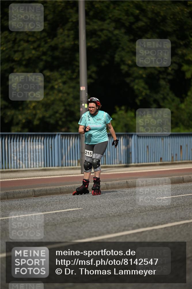 29.06.2025 - hella hamburg halbmarathon Dr. Thomas Lammeyer http://msf.ph/oto/8142547 29.06.2025 09:10:56 Kennedybrücke  meine-sportfotos.de