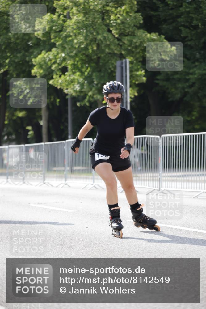 29.06.2025 - hella hamburg halbmarathon Jannik Wohlers http://msf.ph/oto/8142549 29.06.2025 09:05:55 Lombardsbrücke  meine-sportfotos.de
