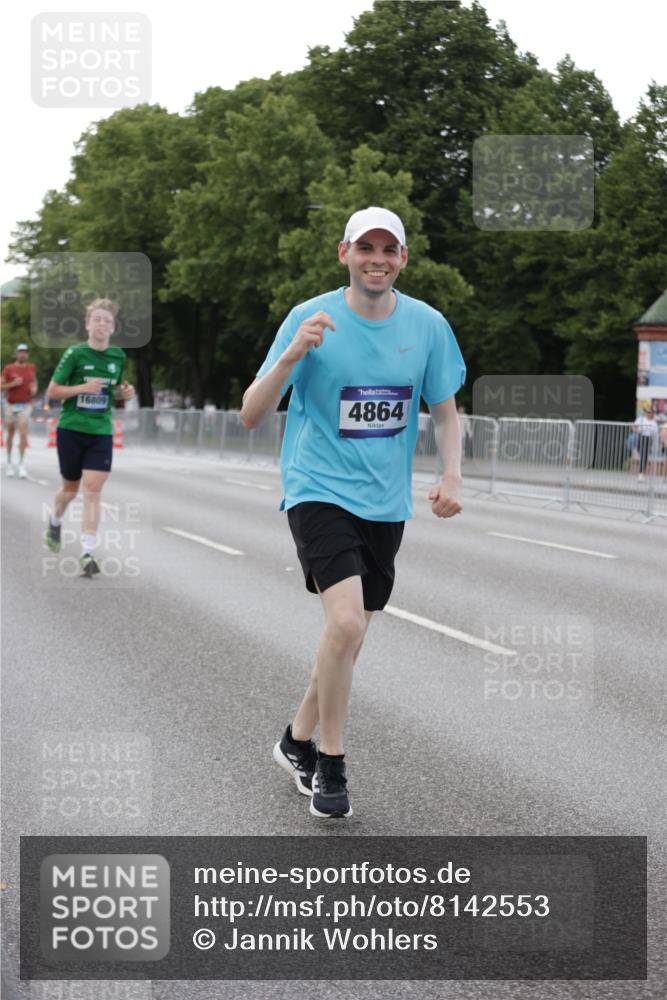 29.06.2025 - hella hamburg halbmarathon Jannik Wohlers http://msf.ph/oto/8142553 29.06.2025 10:07:34 Lombardsbrücke 1079, 1527, 2309, 3328, 4228, 4864, 5100, 5287, 6918, 7348, 8585, 9071, 9966, 10703, 12789, 12893, 13458, 15785, 16539, 16809, 16915, 18270, 18325, 18531 meine-sportfotos.de