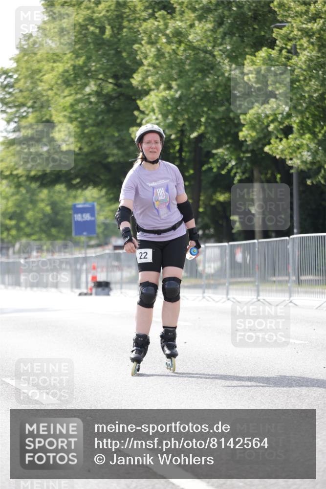 29.06.2025 - hella hamburg halbmarathon Jannik Wohlers http://msf.ph/oto/8142564 29.06.2025 09:05:56 Lombardsbrücke  meine-sportfotos.de