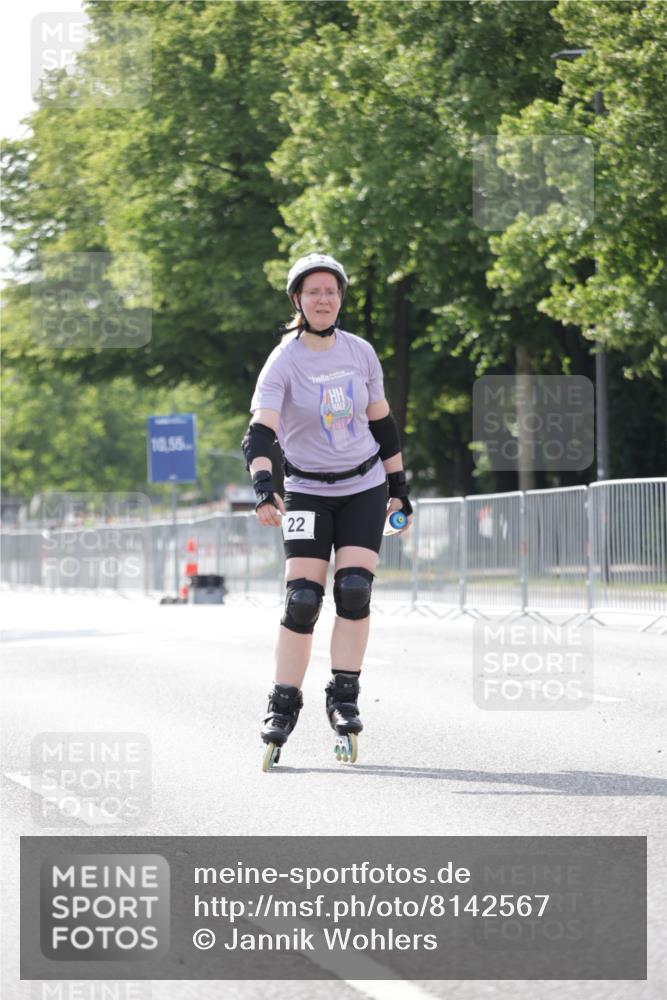 29.06.2025 - hella hamburg halbmarathon Jannik Wohlers http://msf.ph/oto/8142567 29.06.2025 09:05:56 Lombardsbrücke  meine-sportfotos.de